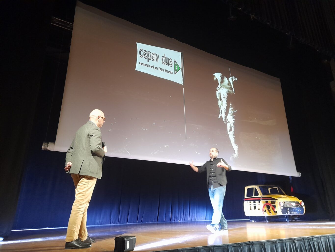 CEPAV DUE CELEBRA LA SICUREZZA  A TEATRO